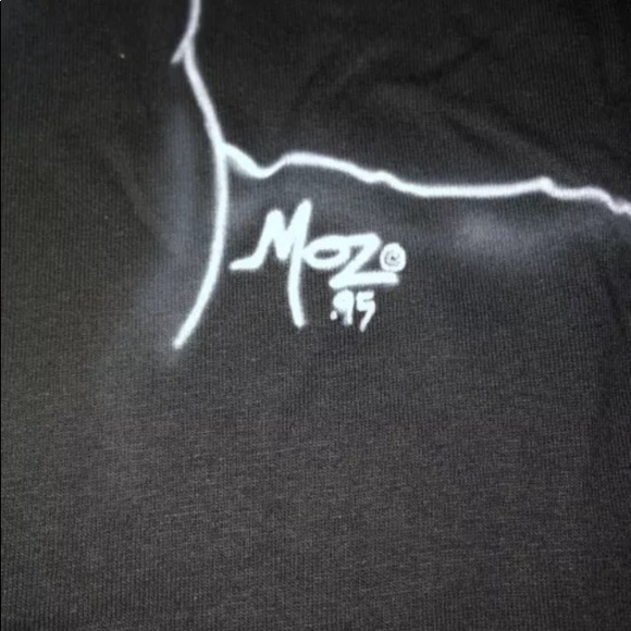 .Vintage airbrush tee shirt  from 1995. - Picture 2 of 3